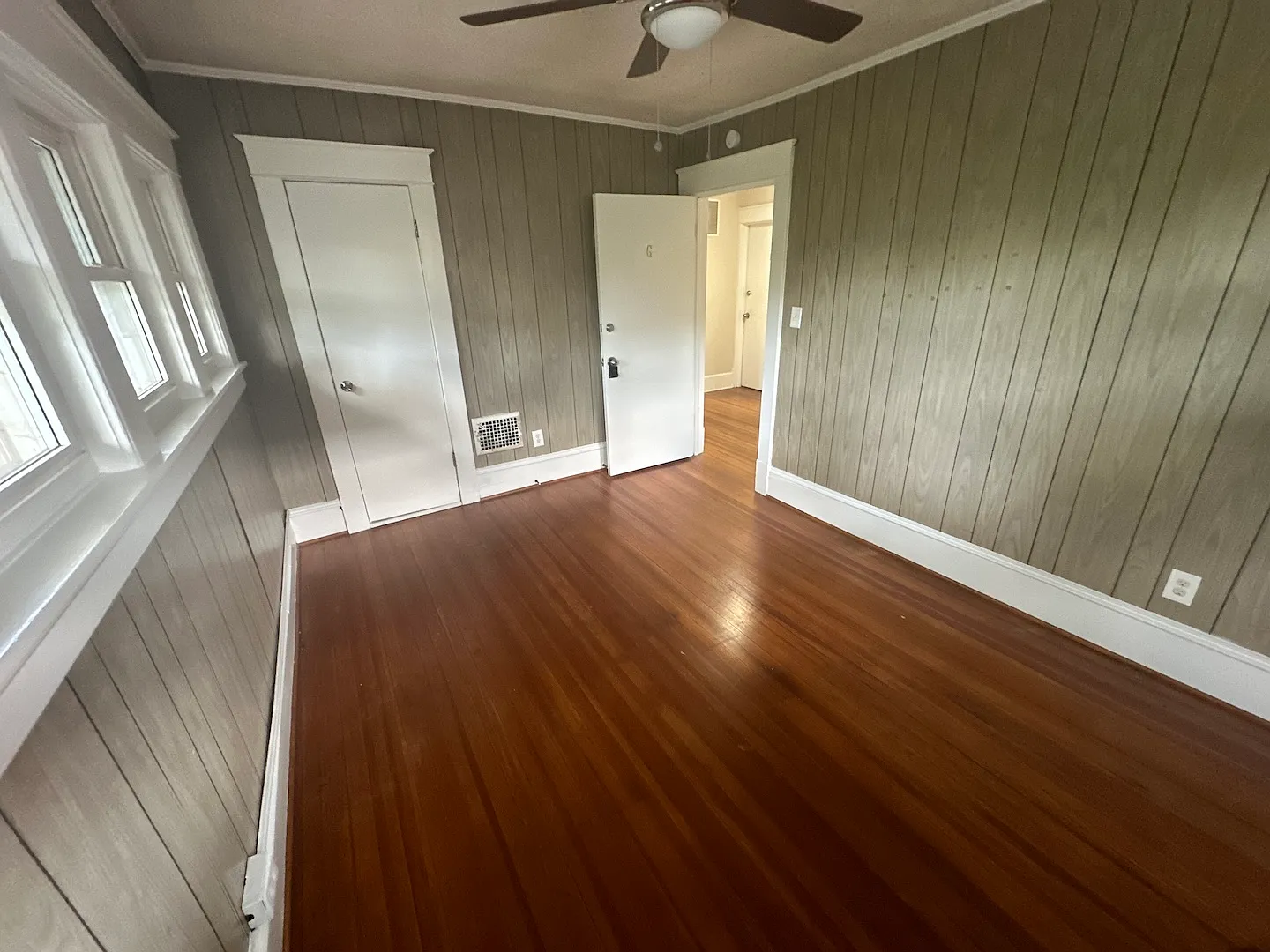 Studio, 450 sqft, $725 — Photo 4