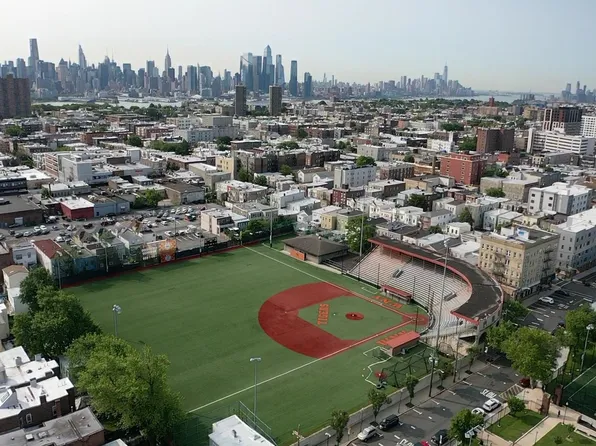 608 57th Street image 20 of 33