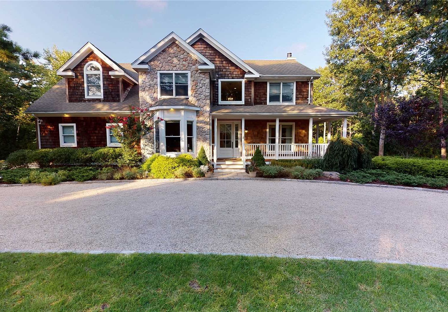 19 Elizabeth Ln, Quogue, NY 11959 | Zillow
