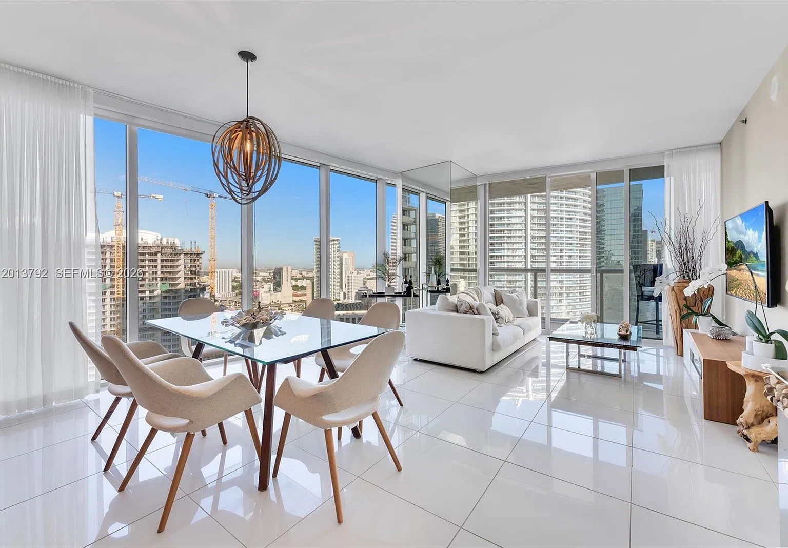 2 bed, 1168 sqft, $6,000 — Photo 4