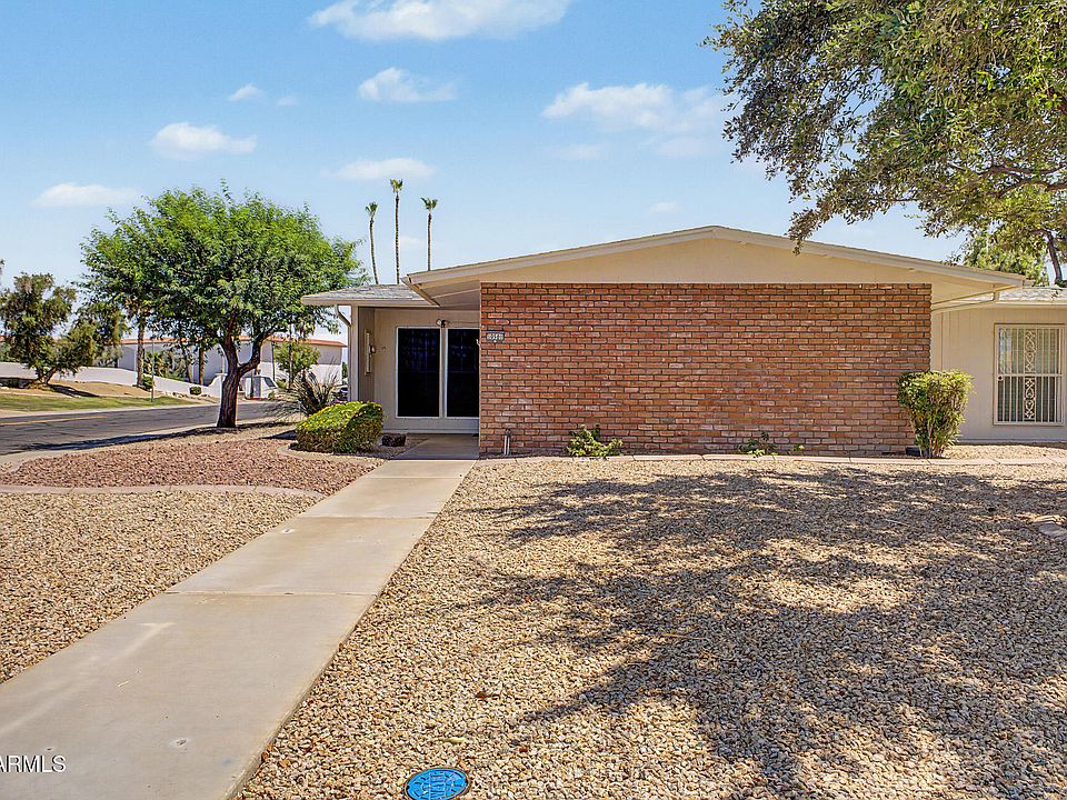 1st image of 10501 W PALMERAS Drive