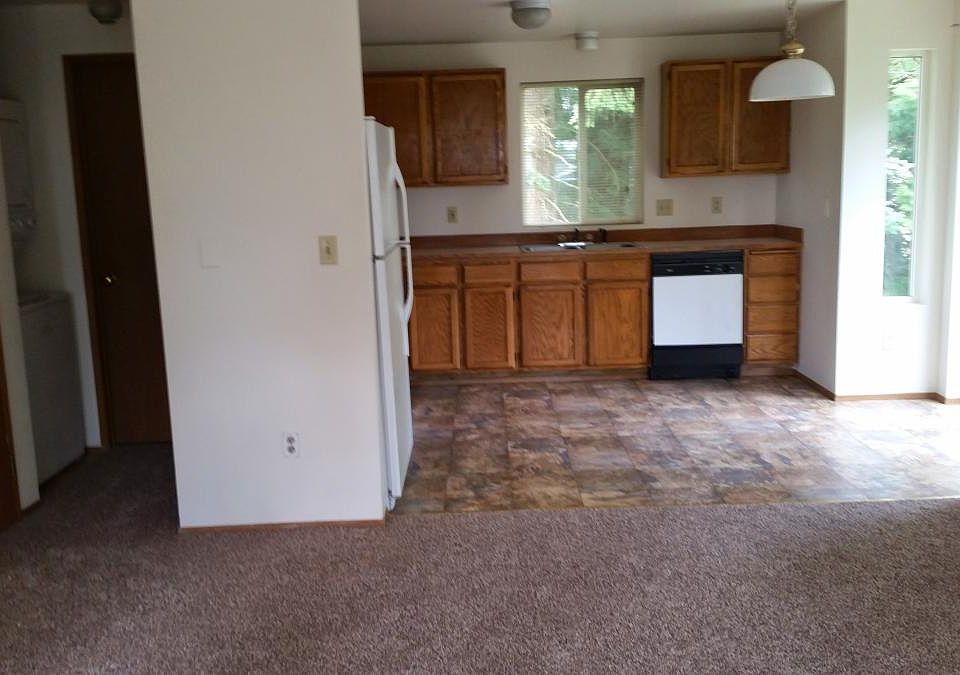 2nd image of 2421 Bickford Ave