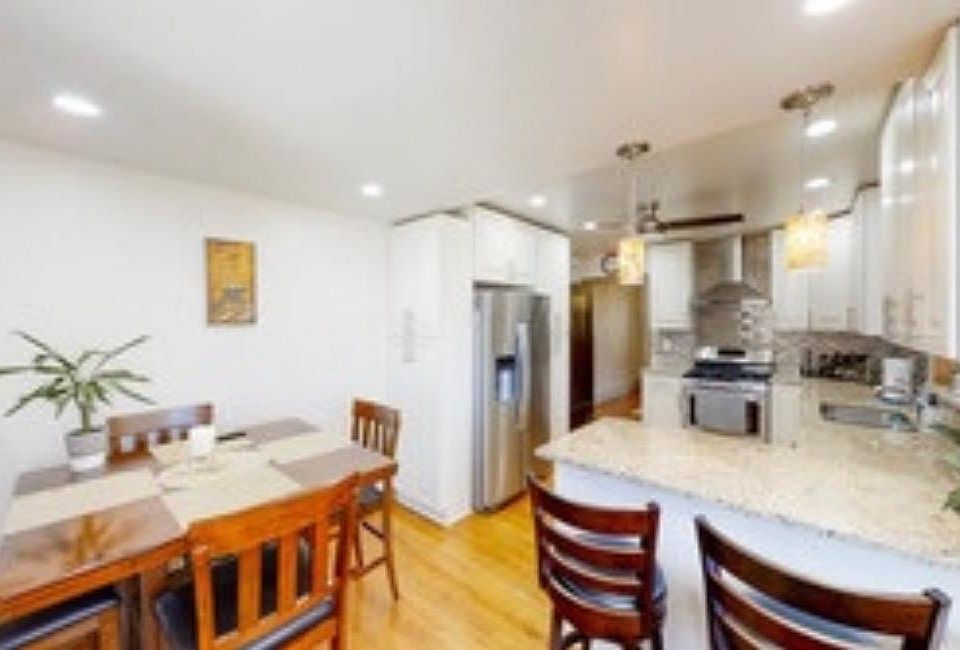 1st image of 5322 W Barry Ave #1