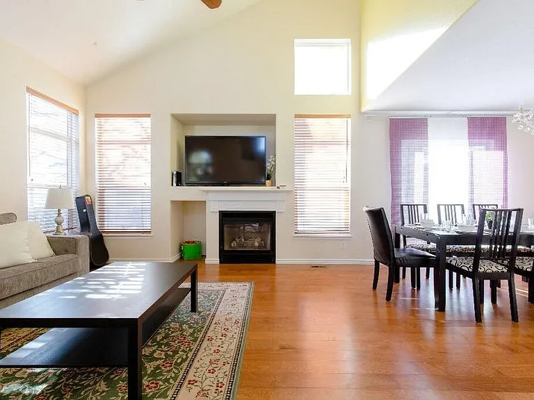 9306 E Arizona Pl — Photo 9