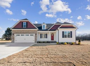 193 Tarheel Landing Dr, Benson, NC 27504