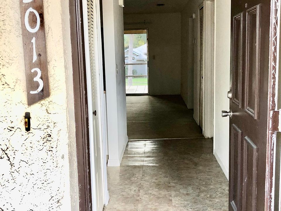 1st image of 3013 Sir Hamilton Cir #3010
