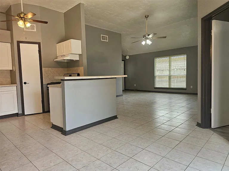 19738 Swan Valley Dr — Photo 10