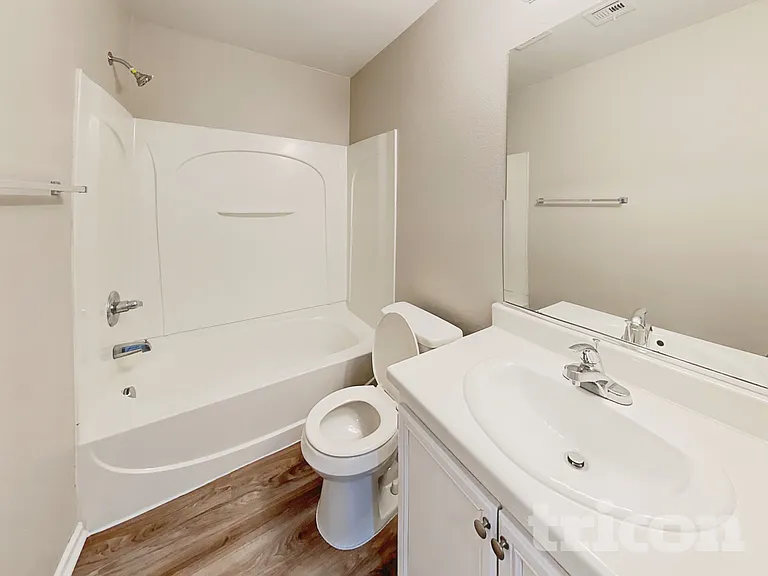 3144 McLennan Ave — Photo 12