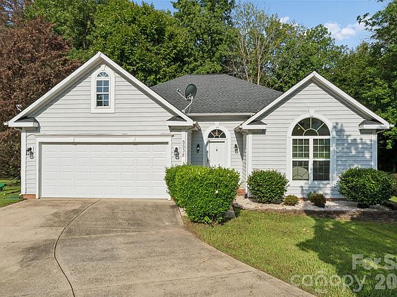 2nd image of 5538 Whispering Wind Ln