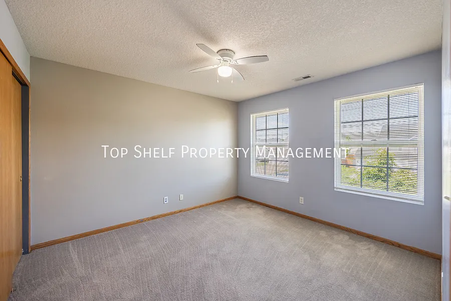 3 bed, 1790 sqft, $2,045 — Photo 3