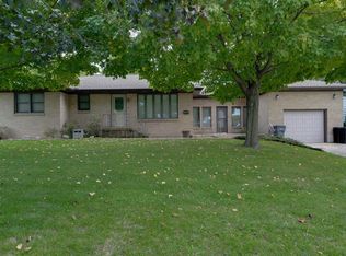 2104 Champlain St, Ottawa, IL 61350