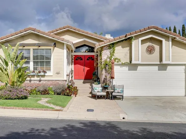 1117 Harvest Ln, Vista, CA 92081