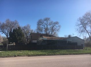 1701 Albany Ave, Hot Springs, SD 57747