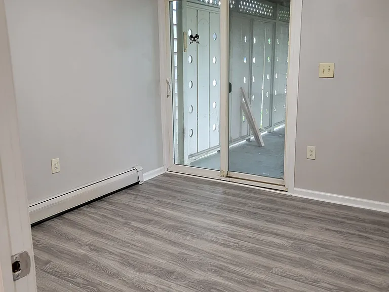15 Somerset St #1 — Photo 5