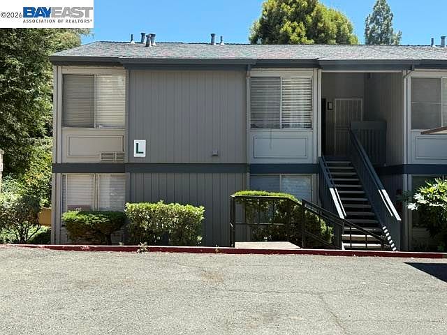 1st image of 355 Parkview Ter APT L1