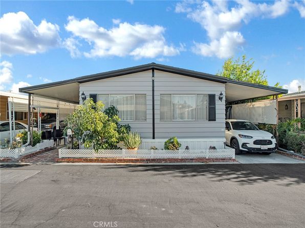 15474 Celtic St #66, Mission Hills — photo 1