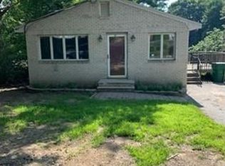 51 Lakeshore Dr, Hudson, MA 01749