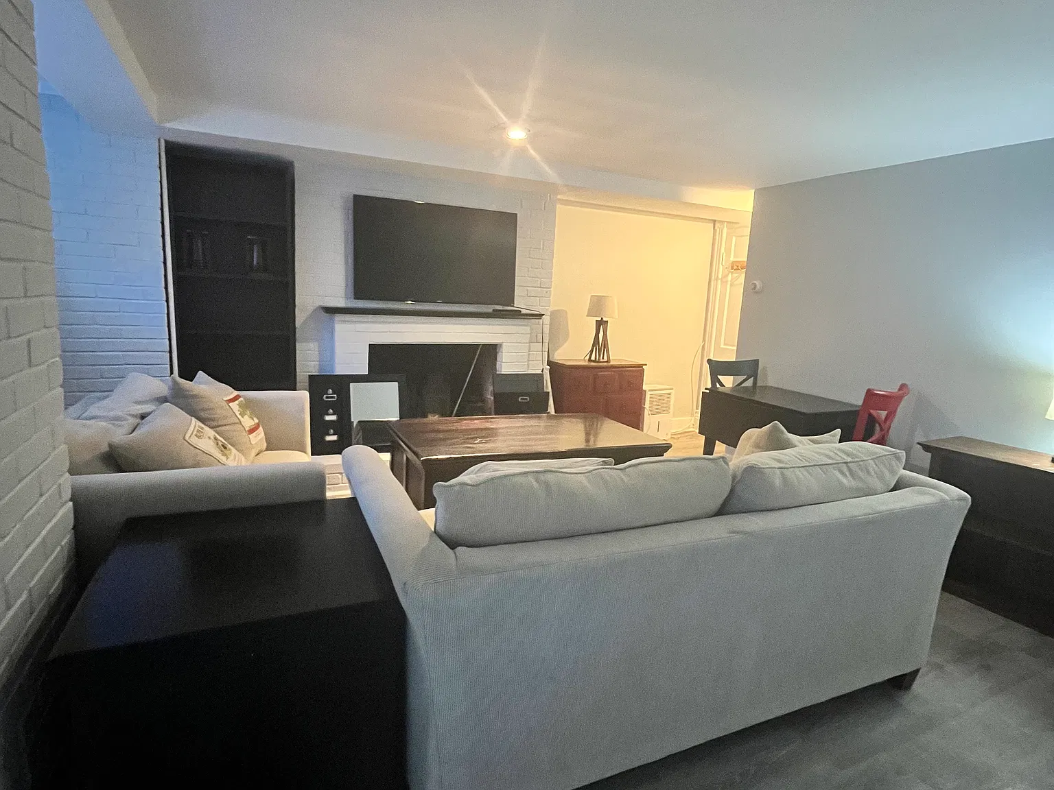 1 bed, 596 sqft, $2,100 — Photo 3