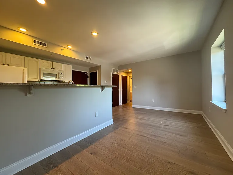 38 Imlay St #C3 — Photo 10