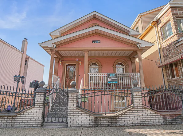 2929 Morgan Avenue image 2 of 29