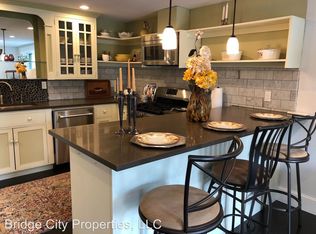 01875 SW Palatine Hill Rd, Portland, OR 97219