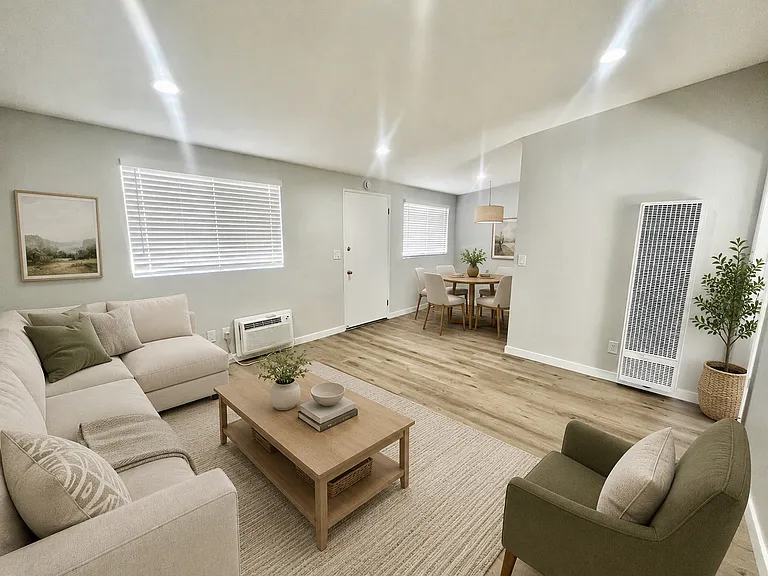 195 Ballantyne St #8 — Photo 2