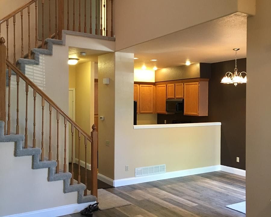 Entrance to Living room