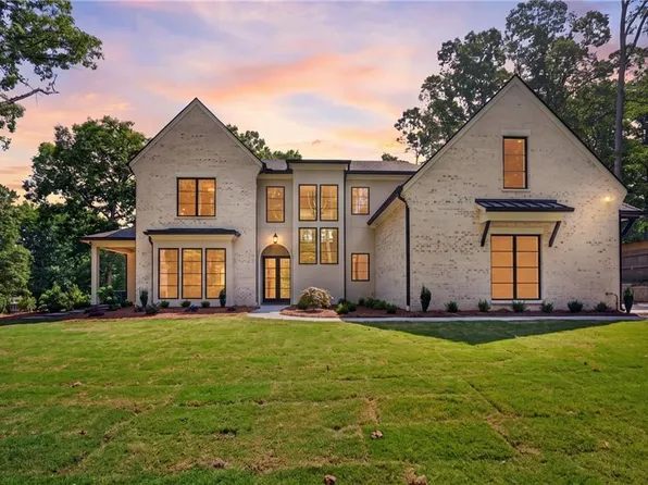 2271 Mitchell Rd, Lawrenceville, GA 30043