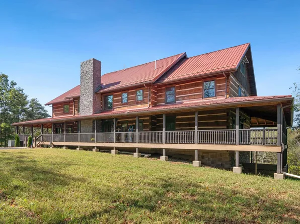 1348 Cranberry Ln, Blacksburg, VA 24060