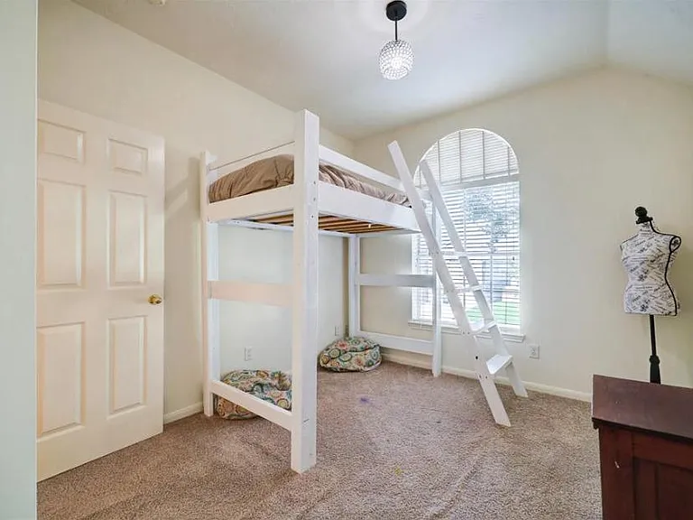 12918 Stratford Heights Dr — Photo 8
