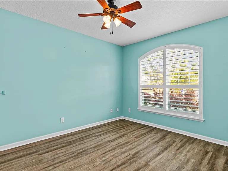 1201 E Redrock Ridge Ave — Photo 5