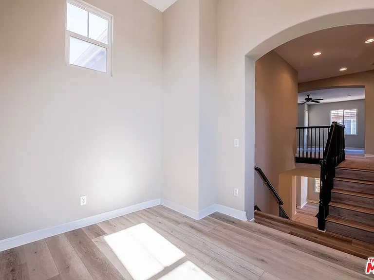 22430 Leisure Dr — Photo 24