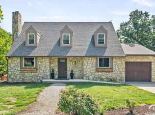 1409 N 650th Rd, Lawrence, KS 66046