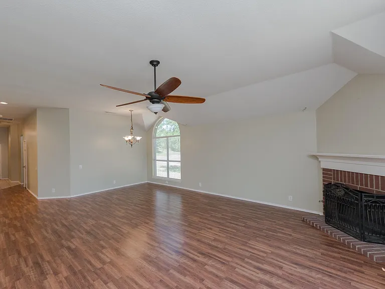 1296 Calistoga Dr — Photo 21