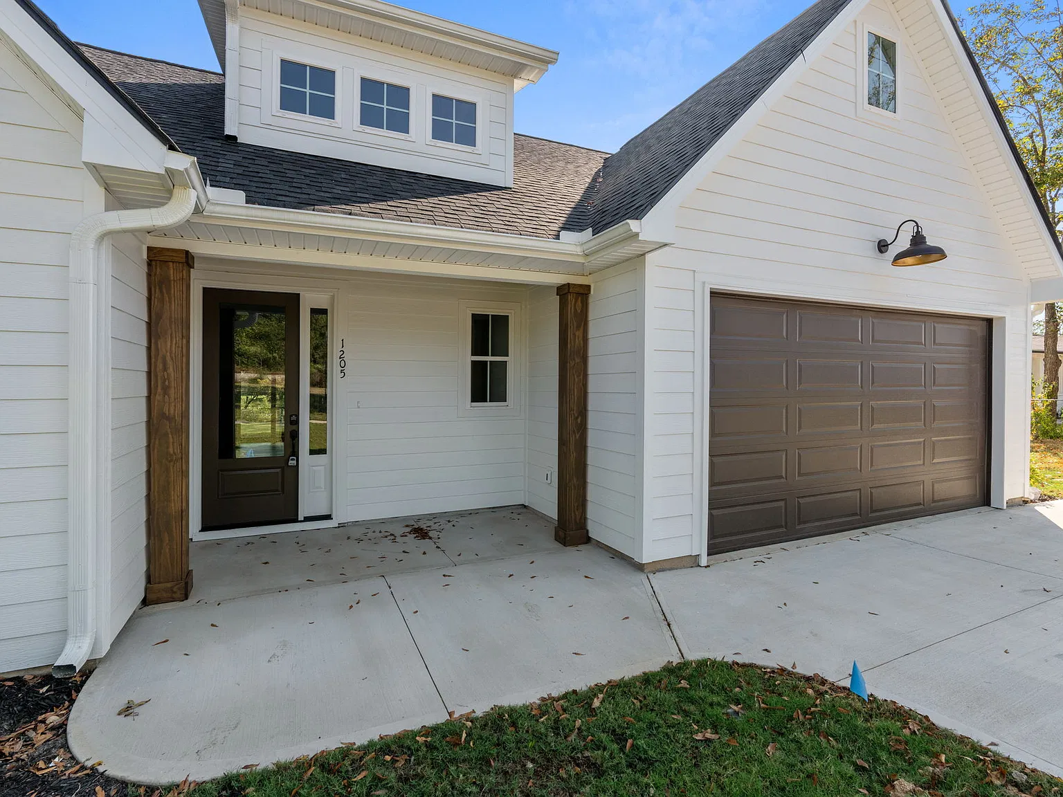 3 bed, 2.5 bath, 1960 sqft, $2,850 — Photo 3