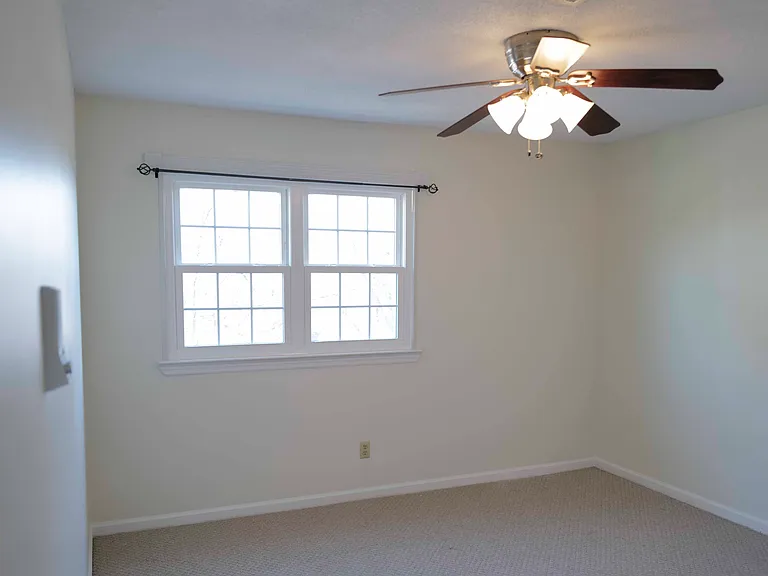 8693 Arbutus Dr — Photo 29