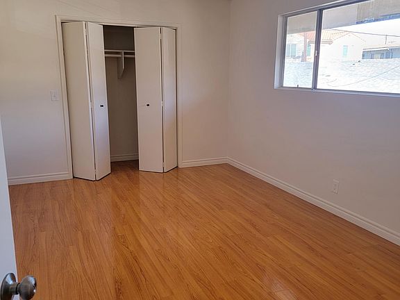 5th image of 749 S Chapel Ave
