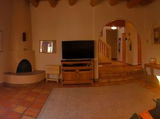 3057 Pueblo Puye, Santa Fe, NM 87507