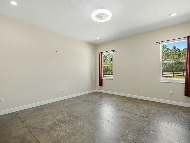 13104 SW 70th Ln — Photo 11