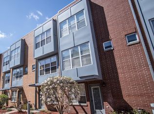 3209 N Drake Ave, Chicago, IL 60618