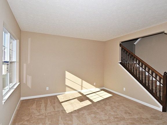 3rd image of 5239 Ladywood Bluff Pl