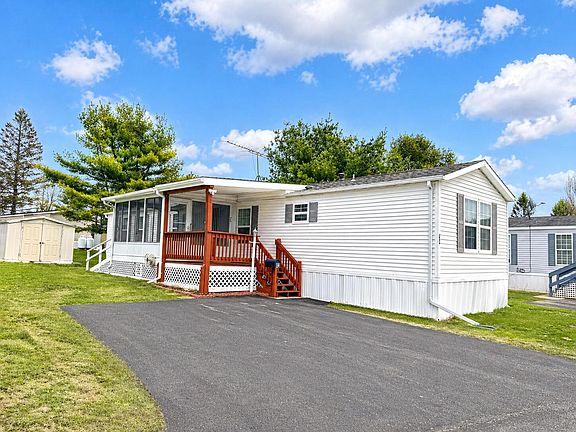 2nd image of 43 Fiddlehead Lane