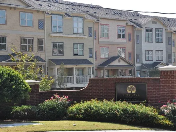 221 Semel Cir NW, Atlanta, GA 30309