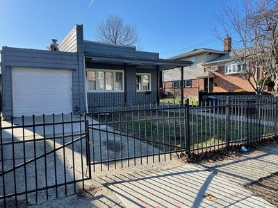 8022 166th St, Jamaica, NY, 11432