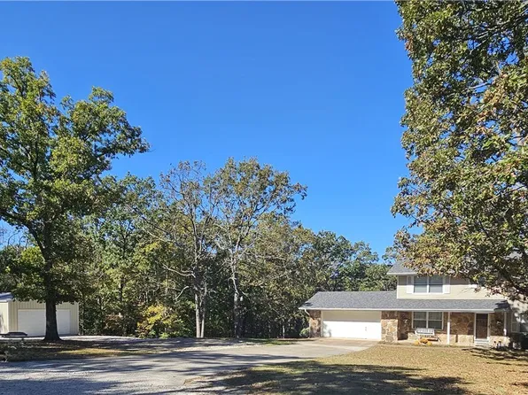 13 Wildwood Dr, Eldon, MO 65026