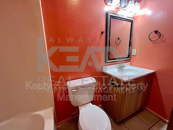 4th image of 108 Meudon St #A