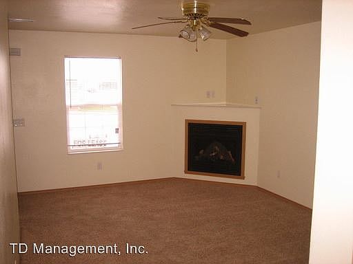 2nd image of 235 Clay St
