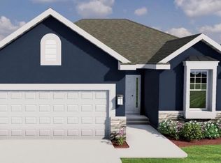 12514 S White Ash Ln, Lake Lotawana, MO 64086