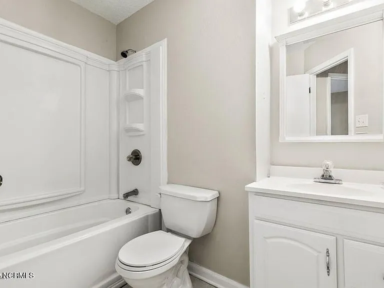 424 Singletree Dr — Photo 22