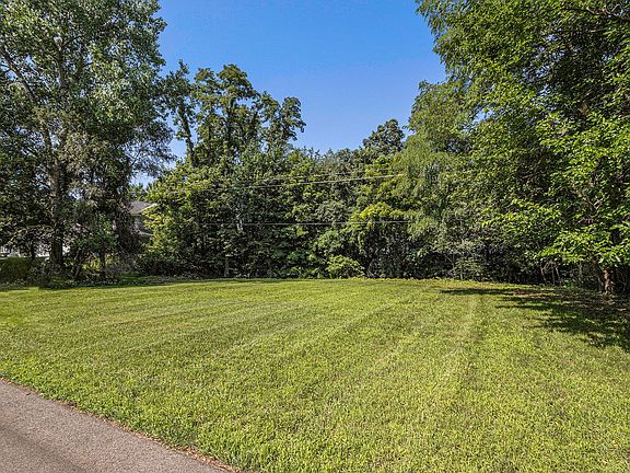 5th image of 1871 Sandy Cove Dr